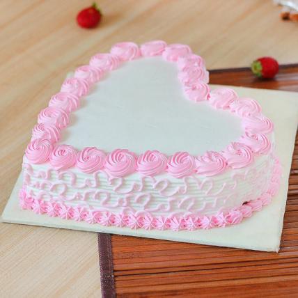 Hearty Strawberry Cake 